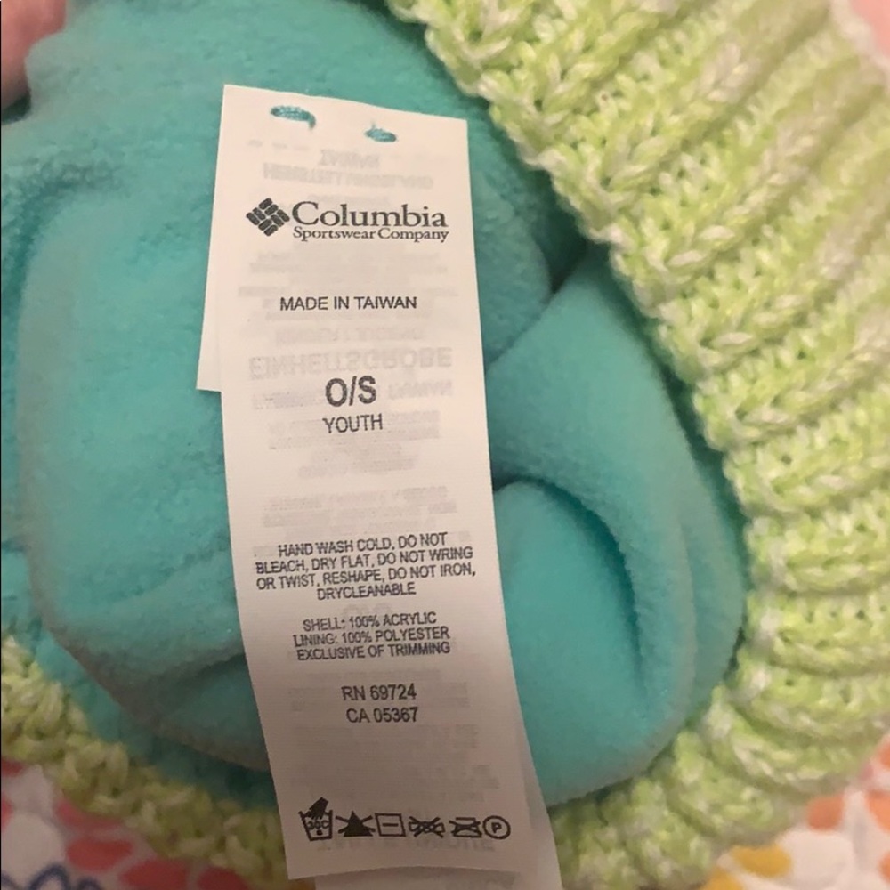NWT YOUTH COLUMBIA BEANIE - Picture 4 of 4